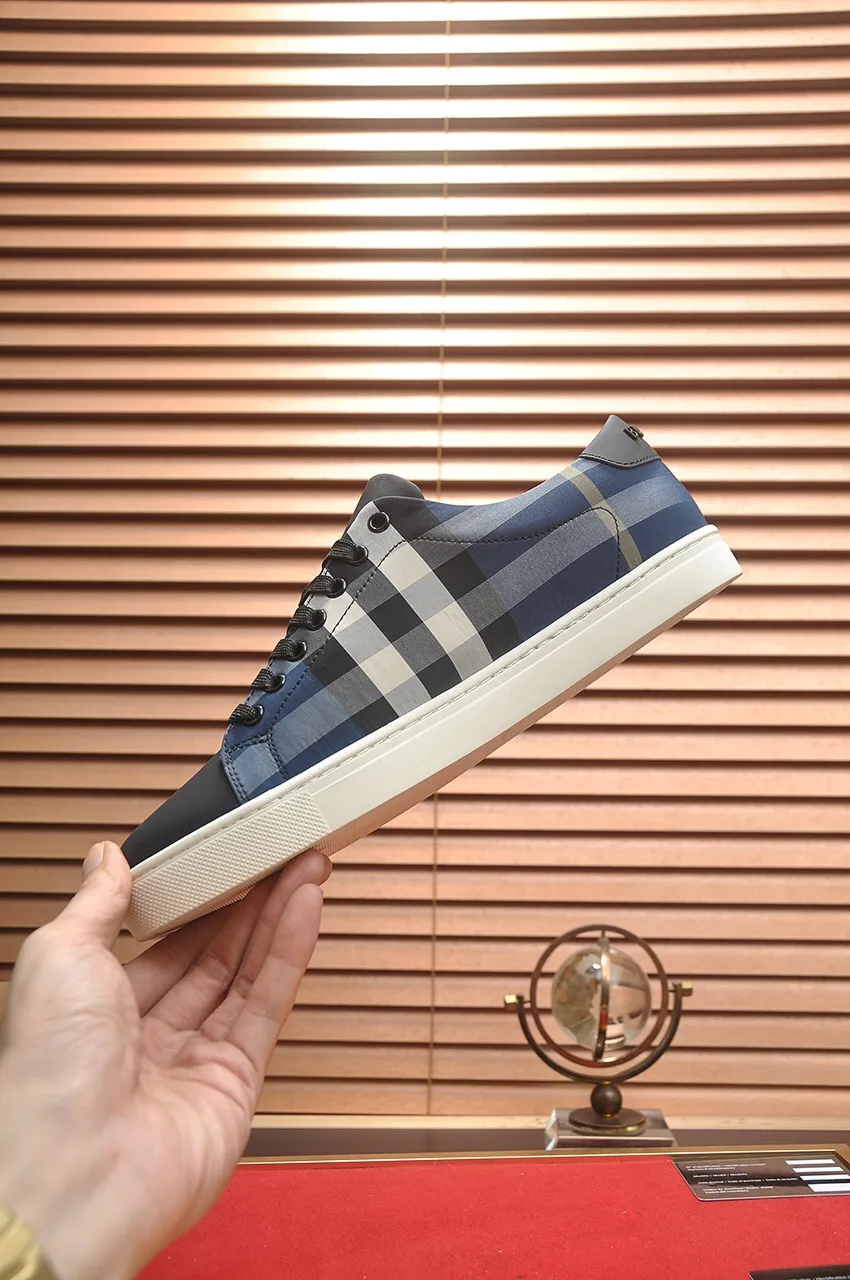 Men's shoes💰480💶[Burberry] (cowhide lining) classic low-top sneakers｜Imported cowhide with classic plaid fabric｜Cow leather lining｜Original outsole｜Fine workmanship and comfortable to wear Size: 38-44 (customized at 45)
